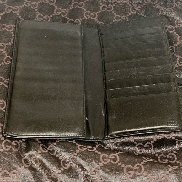 Vintage Gucci Black Leather Long Bifold Flap Wallet.  Clean Corners! - Picture 7 of 10